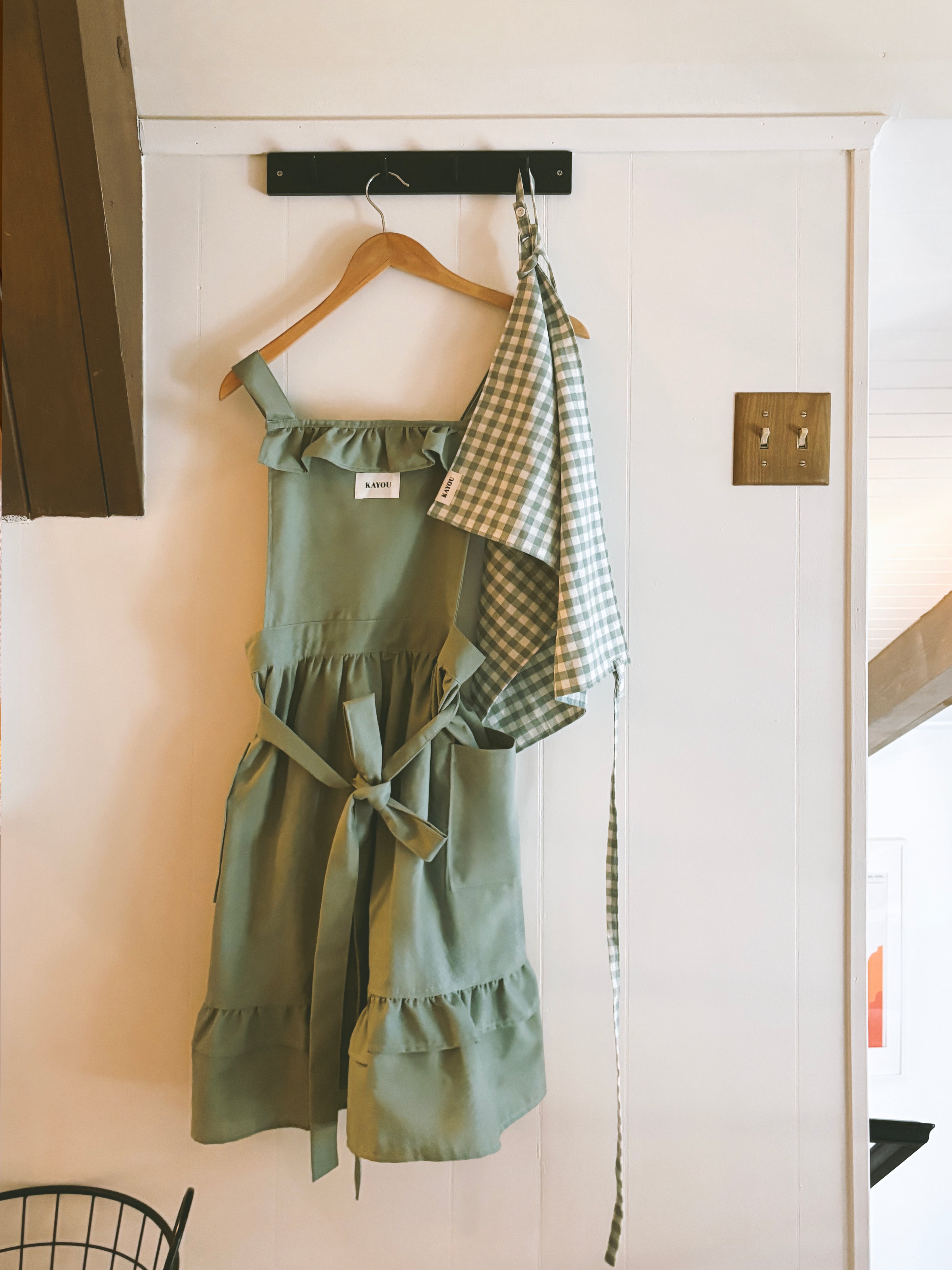 Green Apron Set (Adult)